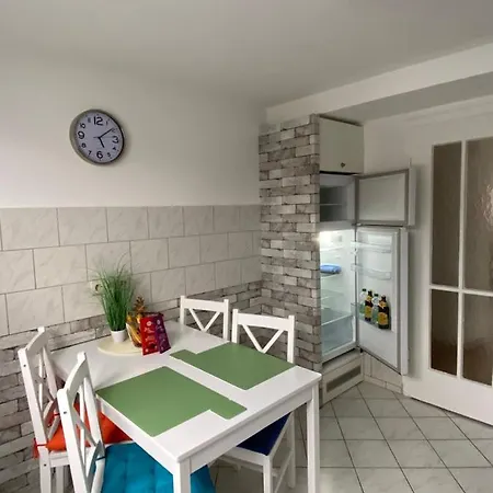 Q Im Zentrum Von Monteurzimmer * Königsbronn